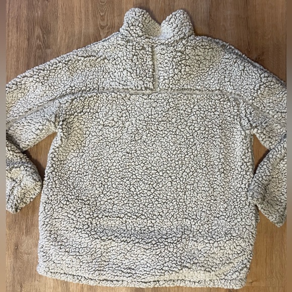 Thread & Supply Fleece Pullover - Picture 6 of 7